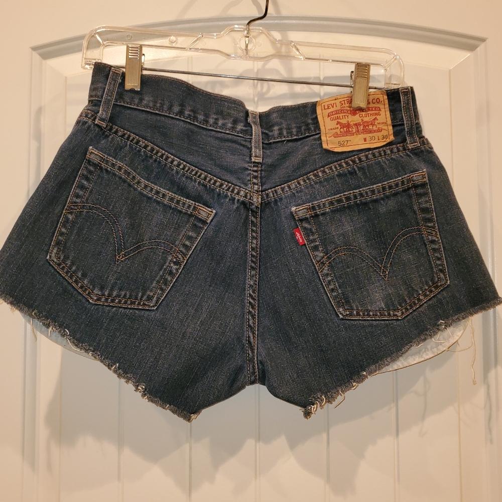 Levi’s Low Bootcut Jean Shorts Sz30